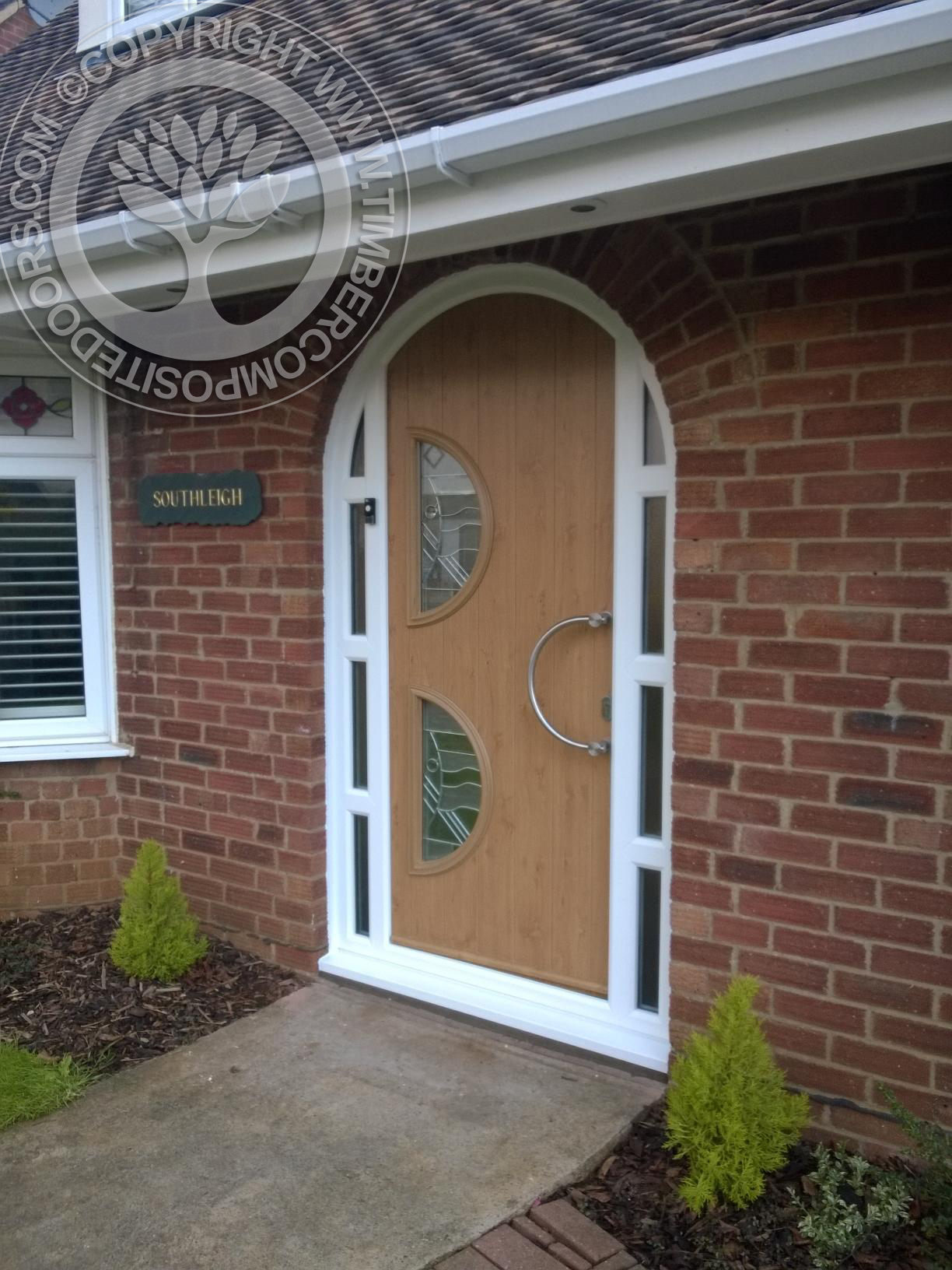 Irish-Oak-Arched-Siena-Solidor-Timber-Composite-Door2