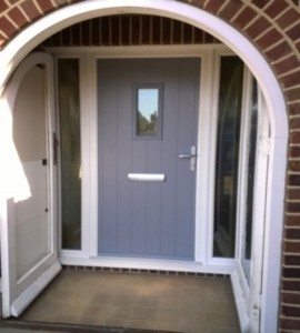 grey-flint-arched-solidor-timber-composite-door