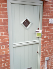 an image of a solidor stable style door